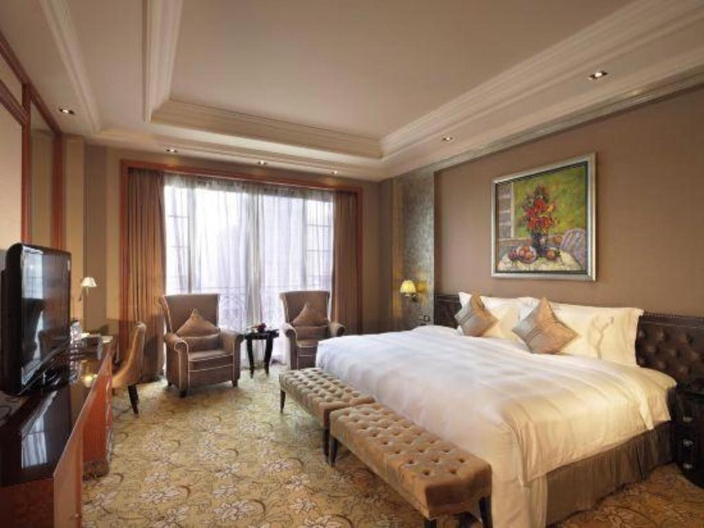 Chateau Starriver Guangzhou Peninsula Екстер'єр фото