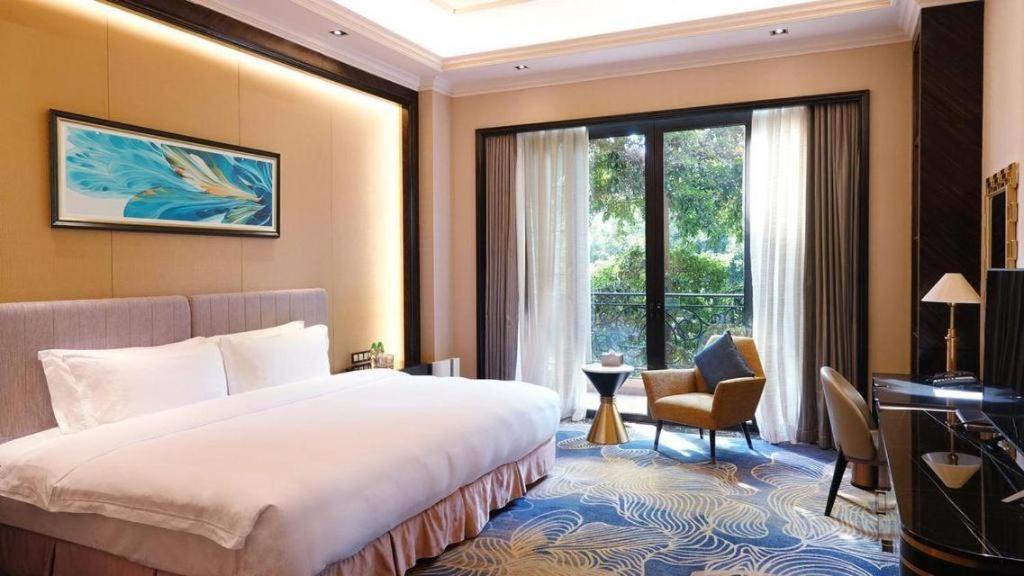 Chateau Starriver Guangzhou Peninsula Екстер'єр фото