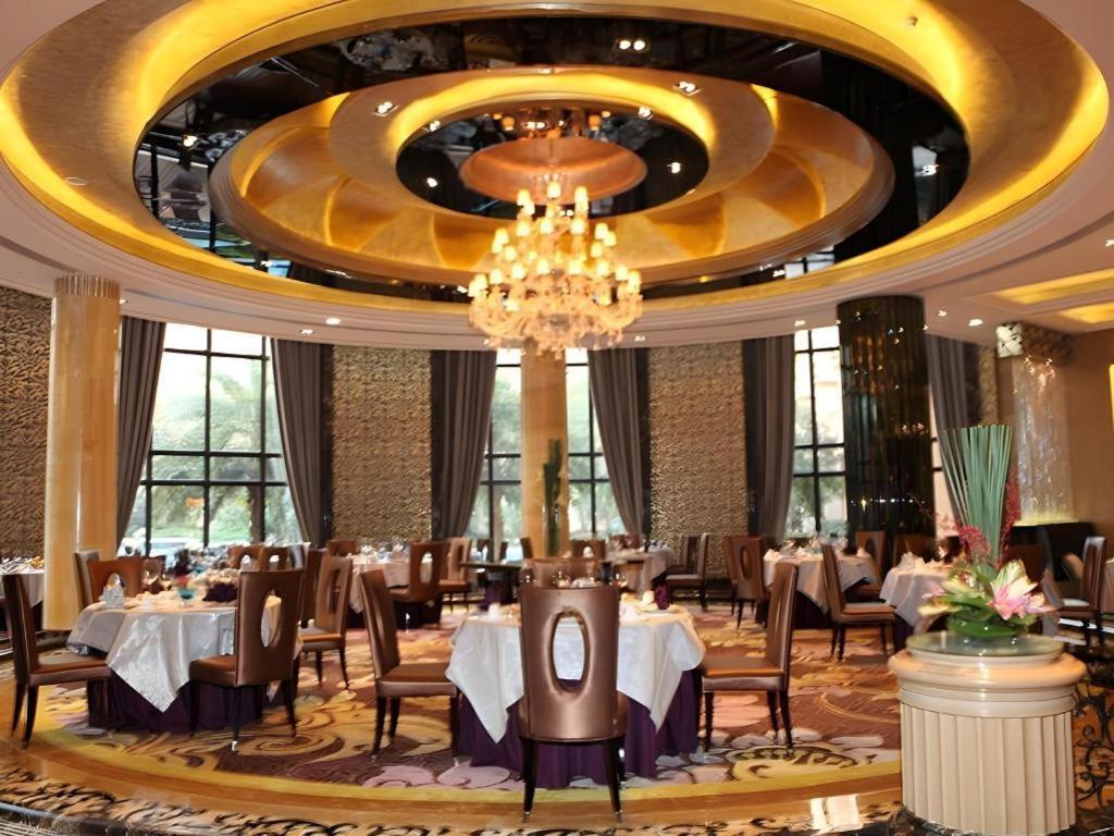 Chateau Starriver Guangzhou Peninsula Екстер'єр фото